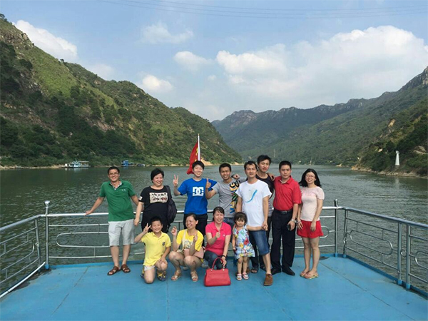 來個甲板合影 來個甲板合影