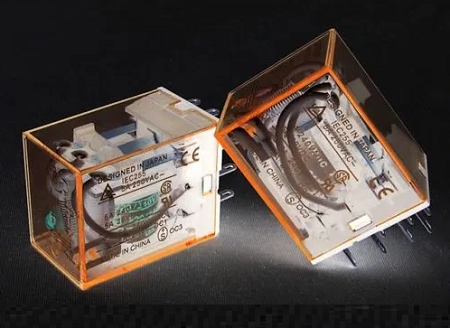 電磁繼電器觸點由什么材料制造組成,電磁繼電器是做什么用的?